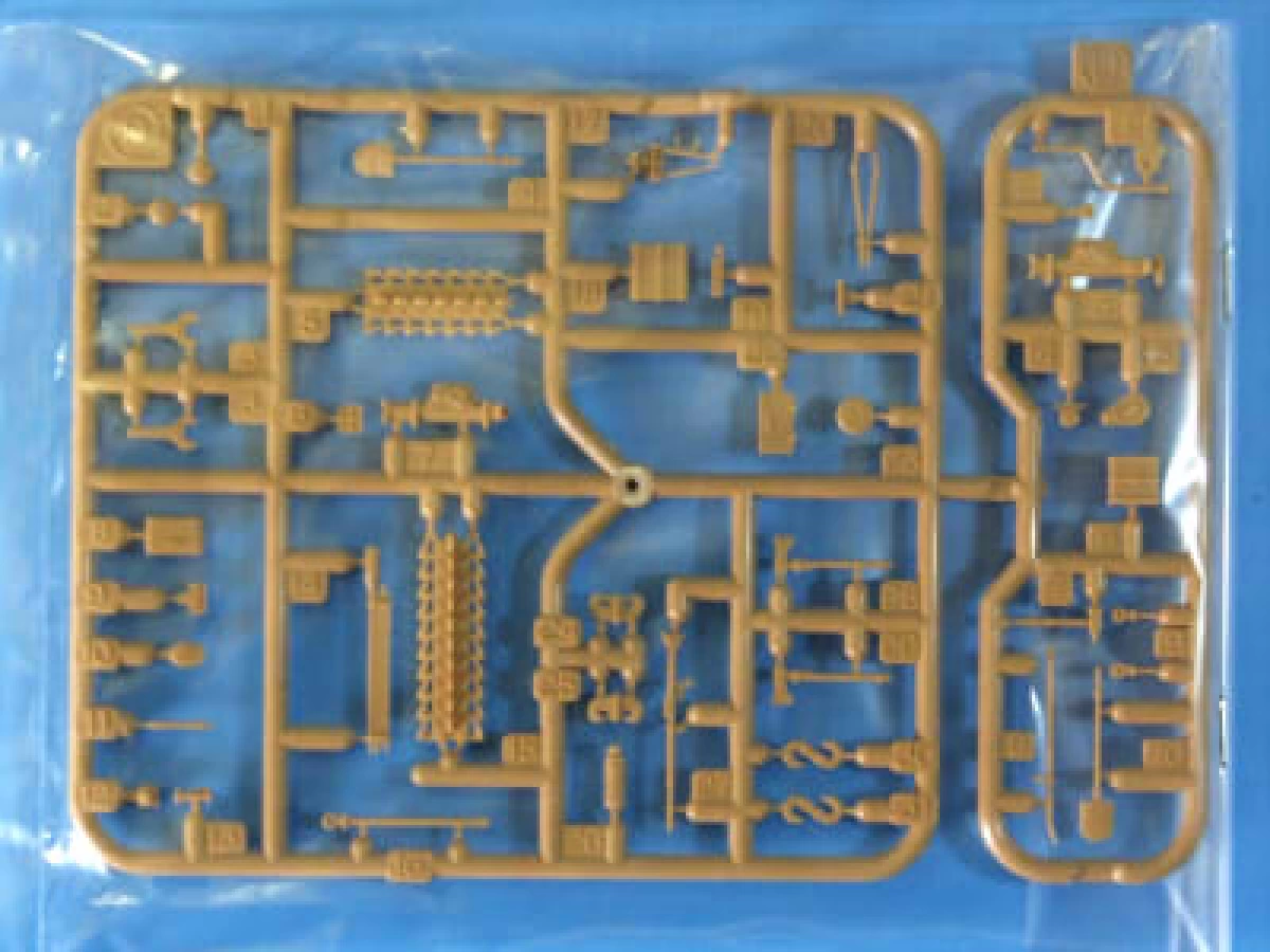 1/48 ドイツ4輪装甲偵察車 Sd.Kfz.222(スケール限定)